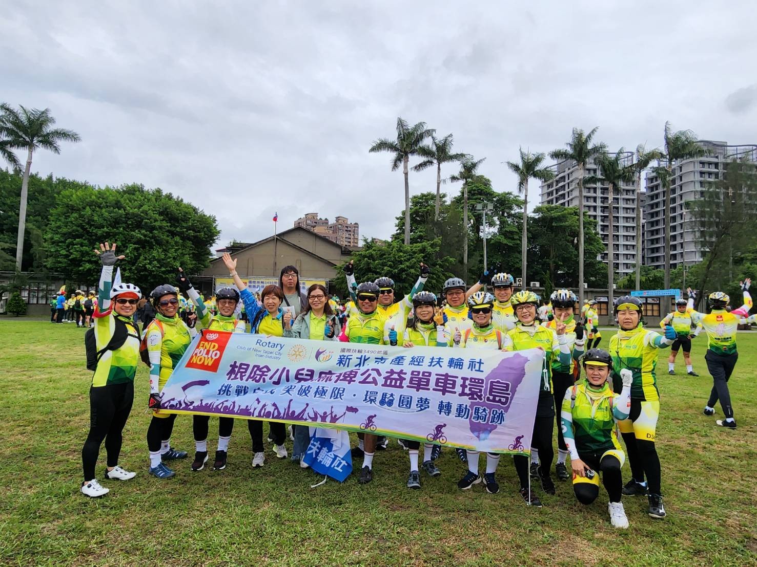 LINE_ALBUM_1121021歡送公益單車環島勇士騎程_231023_104.jpg