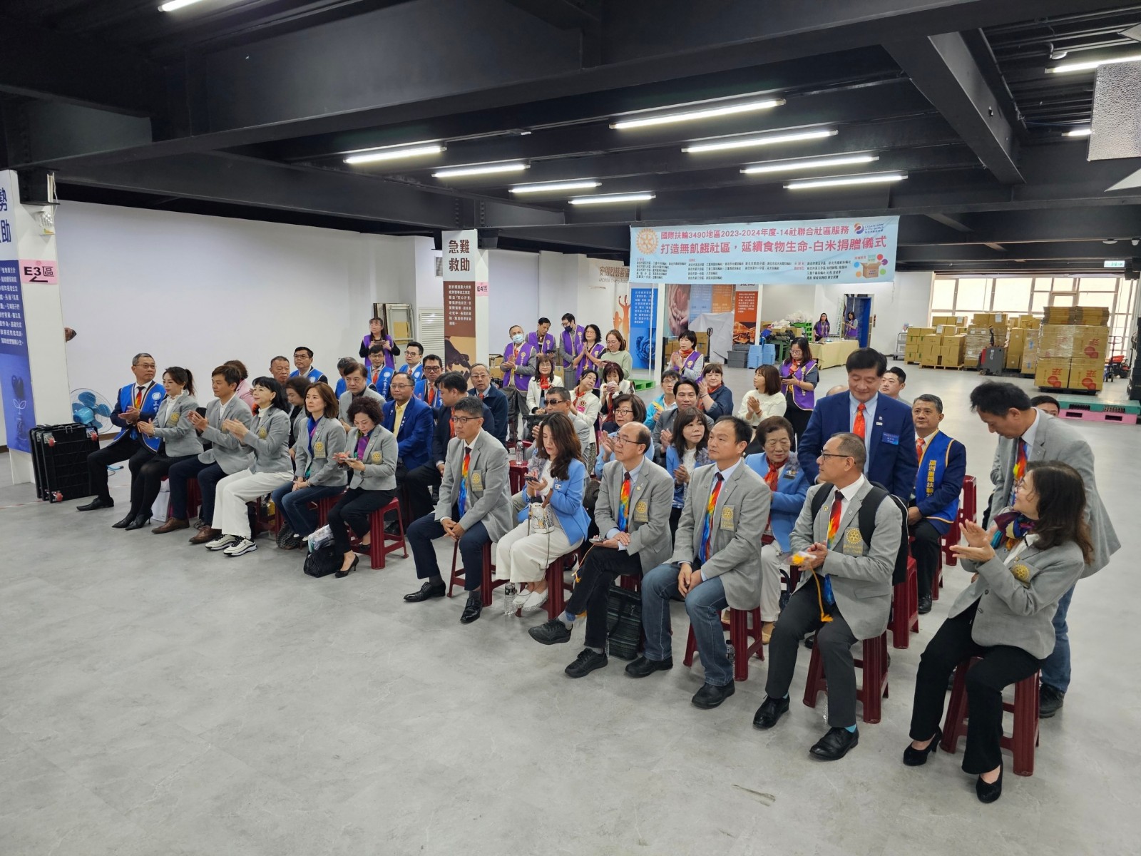 LINE_ALBUM_1130119－14聯合社區服務-打造無飢餓社區，延續食物生命-白米捐贈儀式_240121_310.jpg
