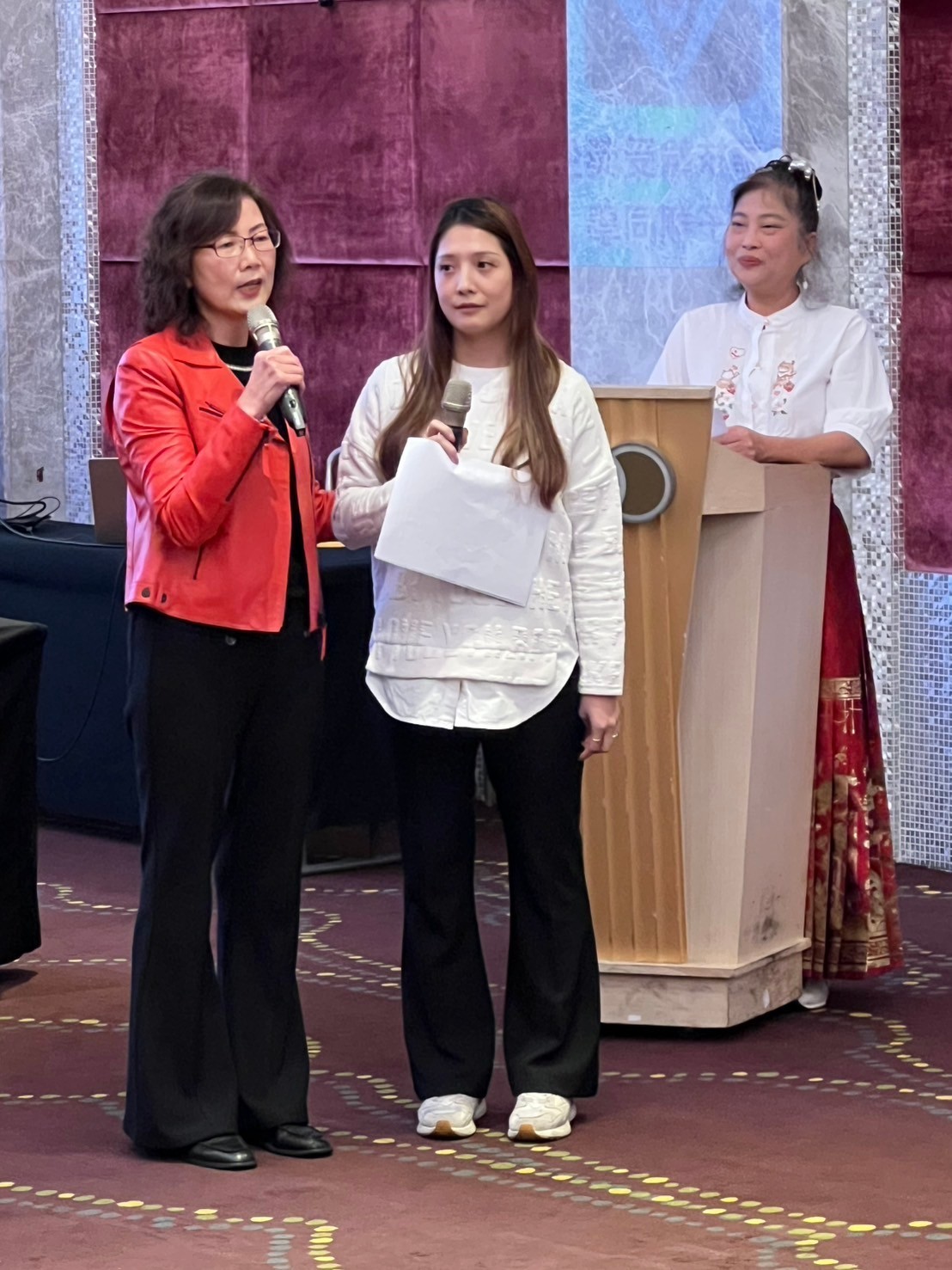 LINE_ALBUM_1140214新北產經社新春團拜例會_250310_60.jpg