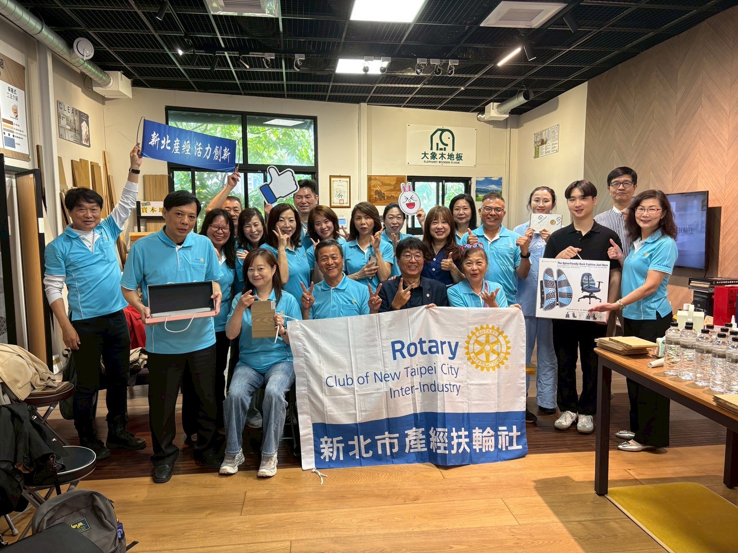 LINE_ALBUM_1150318參訪廣德公司-大象木地板_260319_103.jpg